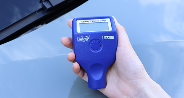 二手車漆膜儀體積小巧 220b23030102.jpg